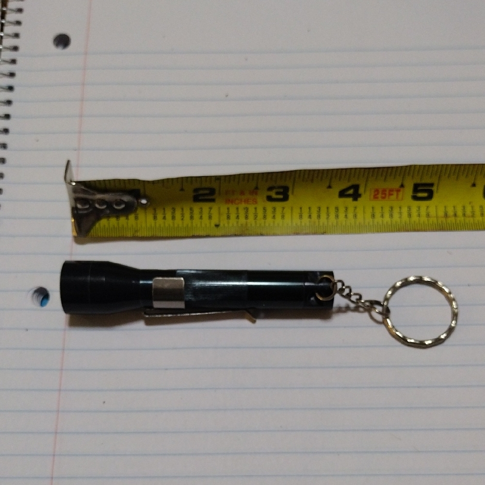 Black Keychain Flashlight smoking accessory , bowl, chillum, p!p€